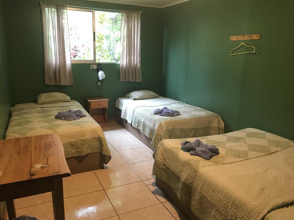 Hotel Uran Rivas Εξωτερικό φωτογραφία