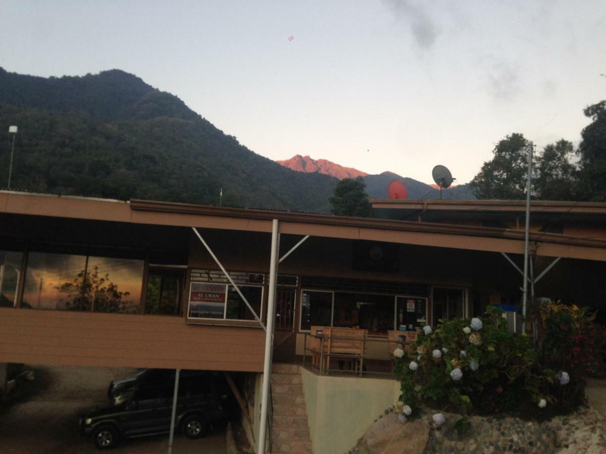 Hotel Uran Rivas Εξωτερικό φωτογραφία